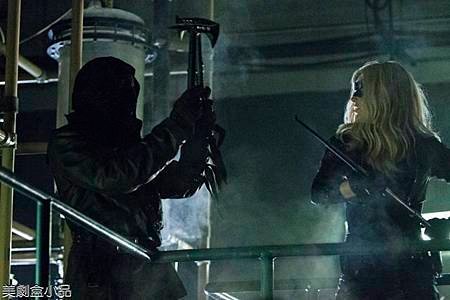 ARROW2x5 (18).jpg