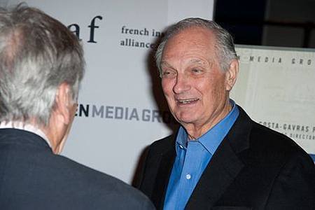 the-blacklist-alan-alda-gi.jpg