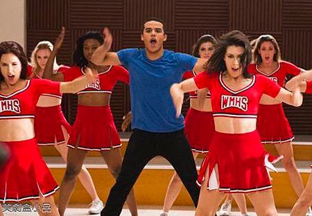 Glee5x7 (8).jpg