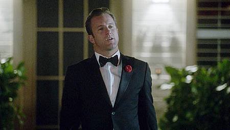 Hawaii Five-04x17 (3).jpg