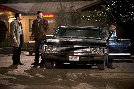 SUPERNATURAL9x18 (1).jpg