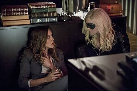 Arrow2x17 (3).jpg