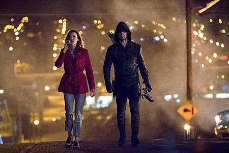 Arrow2x22 (6).jpg