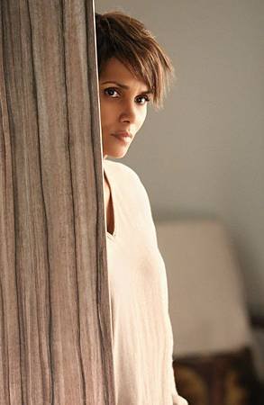 Extant1x1 (6).jpg