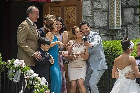 Devious Maids2x13 (5).jpg