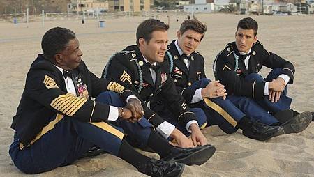 enlisted-season-2-yahoo-screen.jpg