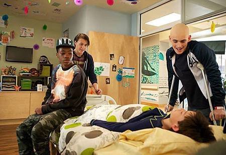 Red Band Society S01 (1).jpg