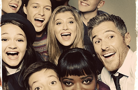 Red Band Society S01 (1).png