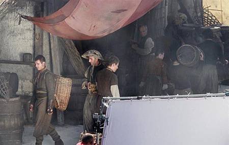 Game Of Thrones s05 set 2014 09 02 (33).jpg