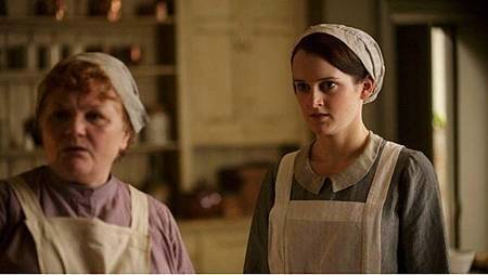 Downton Abbey5x2 (9).jpg