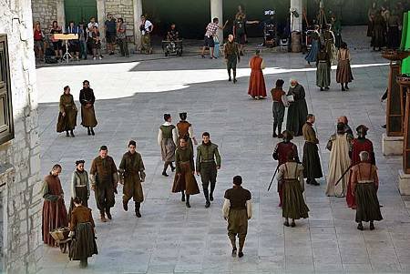 Game Of Thrones s5 set 2014 09 28 (20).jpg
