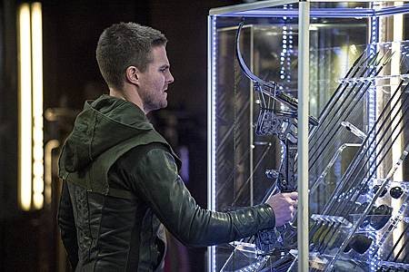 Arrow3x2 (2).jpg