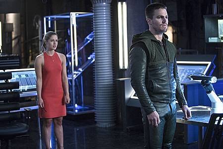 Arrow3x2 (6).jpg