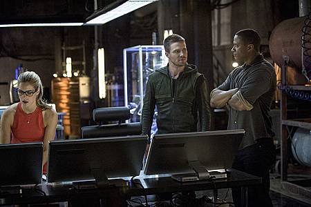 Arrow3x2 (9).jpg