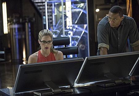 Arrow3x2 (10).jpg