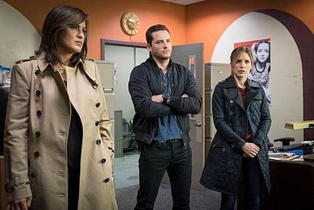 LAW &amp; ORDER SVU16x7 (11).jpg