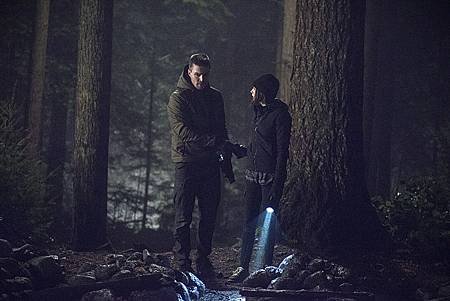 Arrow 3x14 (10).jpg