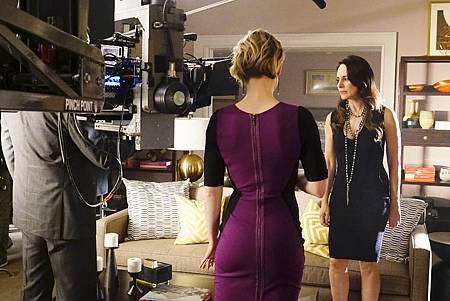 Revenge4x20 (14).jpg