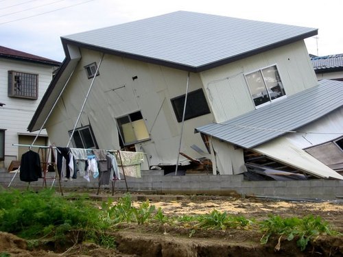 日本地震.jpg