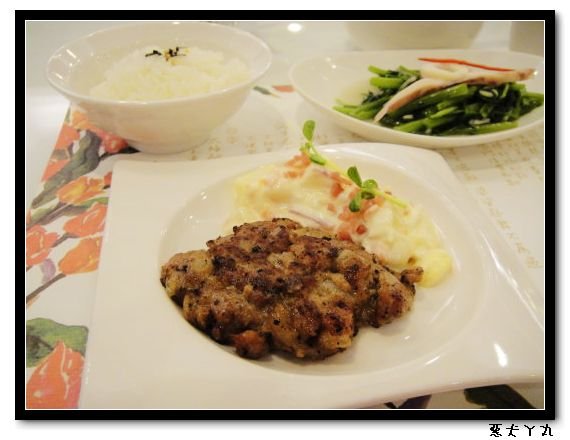 皇爵大飯店980726-7.jpg