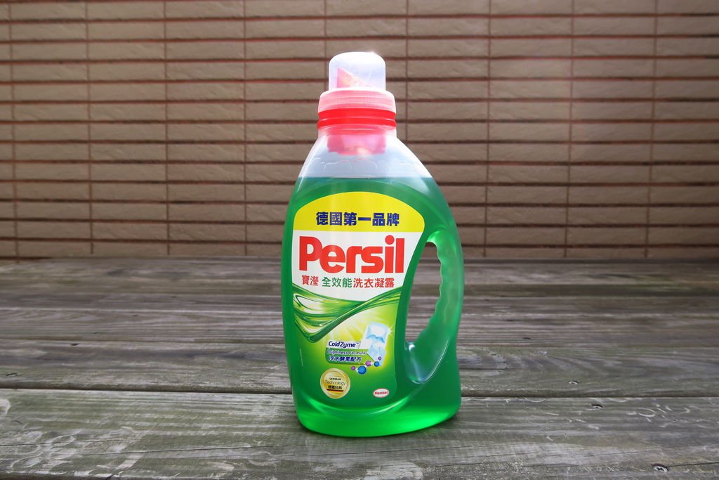 Persil 全效能洗衣凝露