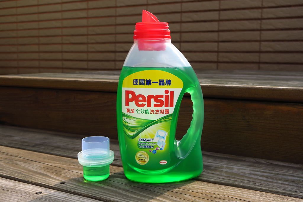 Persil 全效能洗衣凝露