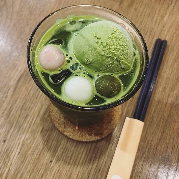 GenmaichaWithGreenTeaIceCream.jpg