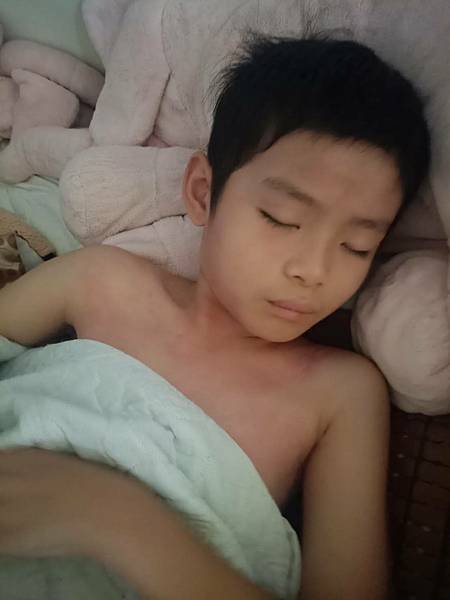 討人厭的COVID19.jpg