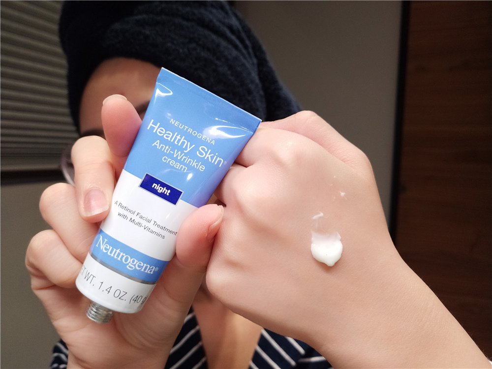 〖 保養 〗Neutrogena 露得清 A醇機能乳霜全美暢銷的AB霜原來真的好用！騙妳幹嘛？直接好用到買第二瓶送媽媽 (13).jpg