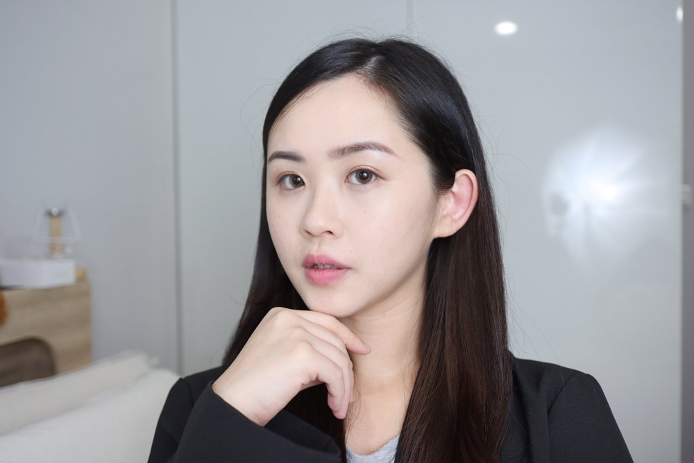 31〖日常妝容分享〗Kallie Starr 開箱試色！眼影筆、旋轉口紅、眉筆、眼線膠筆✨我的淡妝、約會全妝畫法.jpg