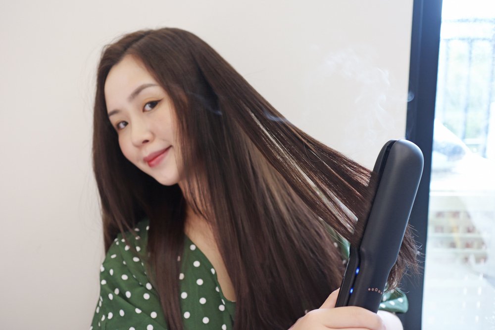 32 〖美髮工具開箱〗直髮神器！造型同時護髮 Babyliss 9900BW蒸氣直髮夾｜2023造型器推薦.jpg