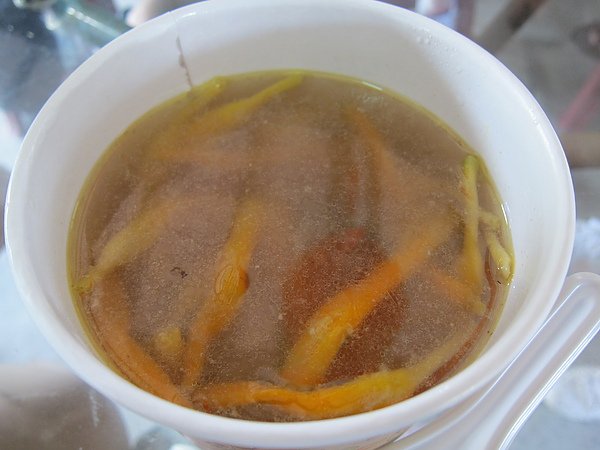 金針香菇雞湯