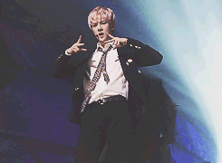 -1910061544.gif