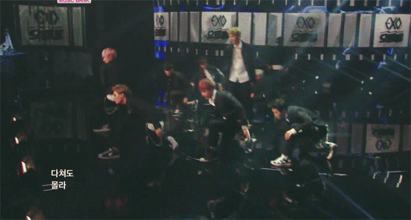 130815 MUSIC BANK.gif