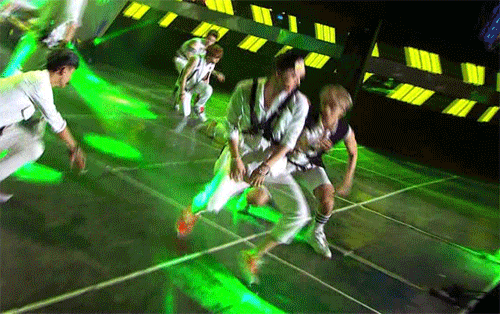 130816 MUSIC CORE.gif