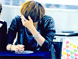 tumblr_m4pl5fVZjL1qancddo1_250.gif