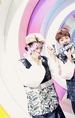 tumblr_myvecd1BTz1t2vi59o4_250.gif