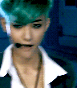 V.gif