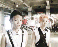tumblr_n376wzadph1sgyexeo3_250.gif