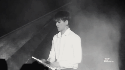 tumblr_n85g2cEGDe1ttbzm7o1_500.gif