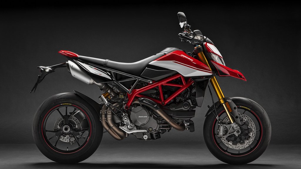 Hypermotard-950-MY19-Studio-03-Gallery-1920x1080.jpg