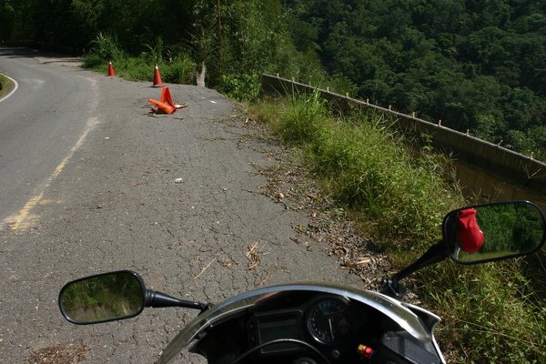 山美產業道路路基流失處2