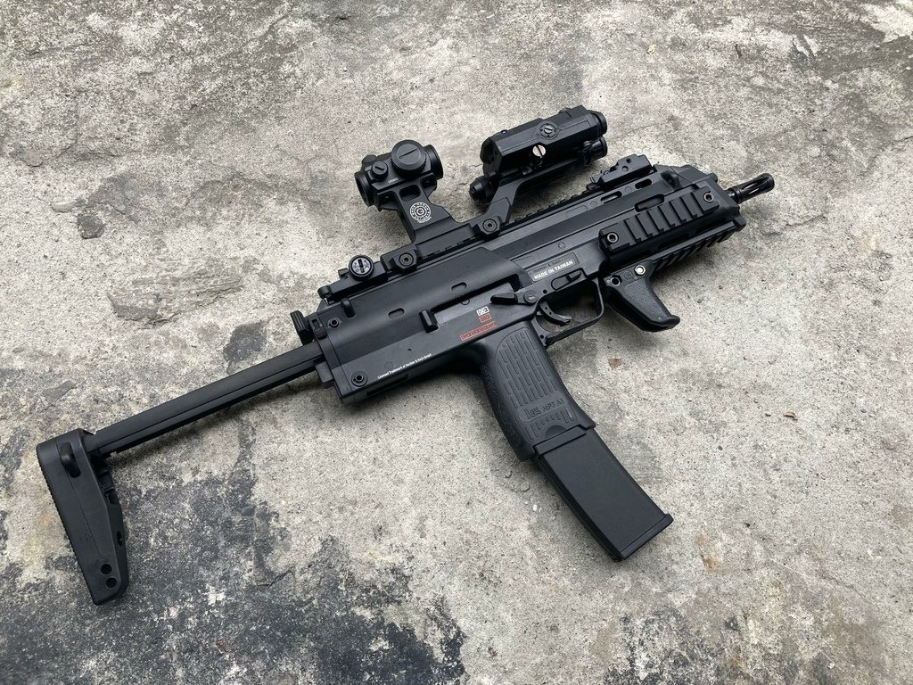 GBRS風格 Hydra T1內紅點 雷射 增高座 鏡座 鋁合金 T1 T2 可用 MP7 義勇兵 台北槍店 生存遊戲專賣.jpg