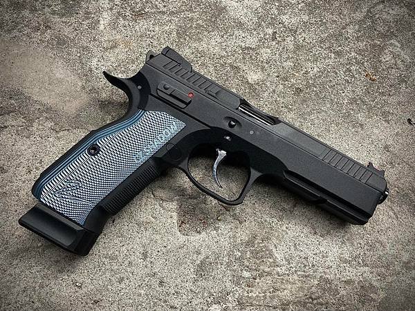 KJ CZ SHADOW 2 授權刻字版 瓦斯手槍 GBB 台北槍店 生存遊戲專賣店 義勇兵.jpg