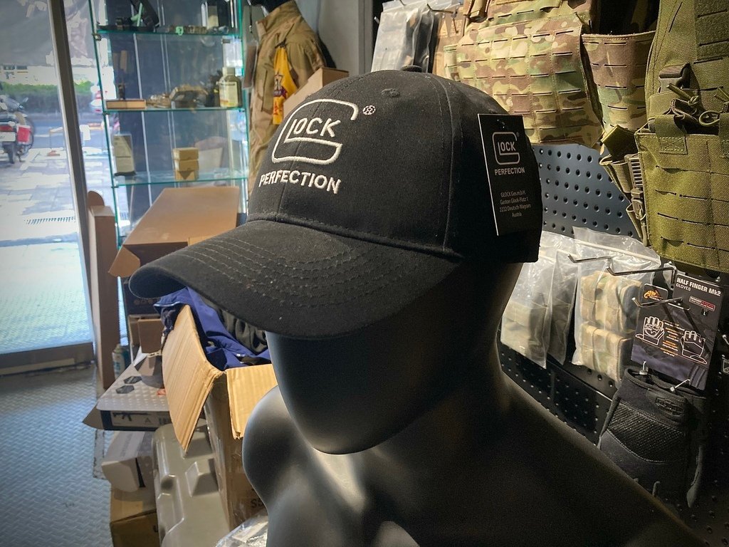 真品GLOCK 鴨舌帽 棒球帽 遮陽帽 台北槍店 生存遊戲專賣店 義勇兵.jpg