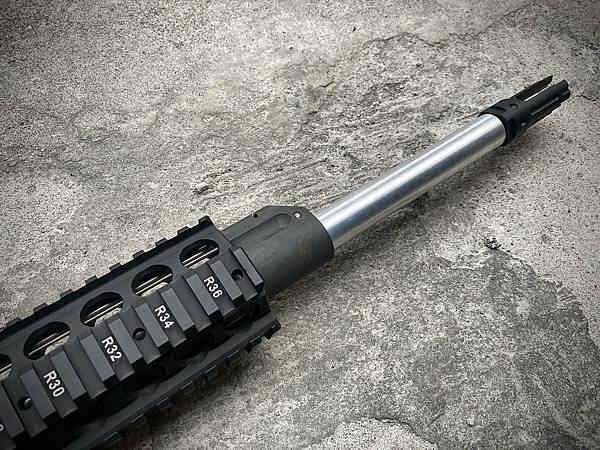 LMT MRP 客製化套件成槍 電子扳機 電槍 AEG 台北槍店 生存遊戲專賣店 義勇兵 全金屬槍身、外管.jpg