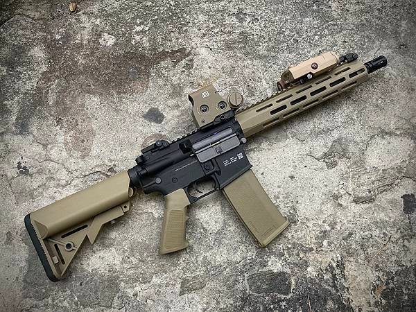 SPECNA ARMS M4 SA-F03 FLEX™ 電動槍 電槍 AEG 義勇兵台北生存遊戲專賣店.jpg