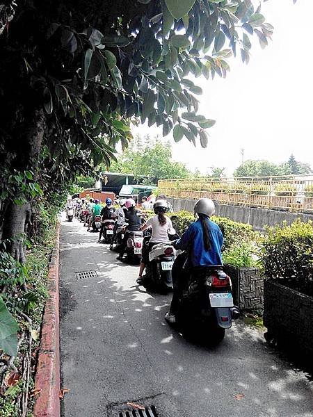 104-6-8排隊模擬路考