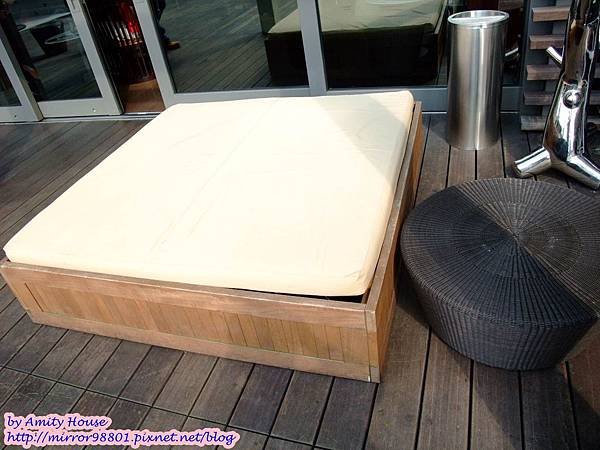 blog 1010316　W飯店 10樓室外露台環境氣氛09