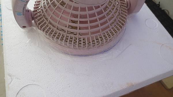 可攜式行動冷氣機DIY(4).jpg